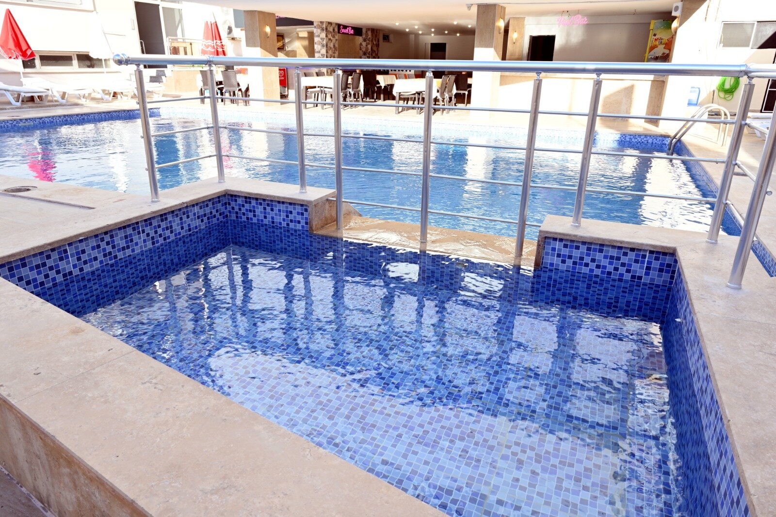 Roxx Royal Hotel · 23