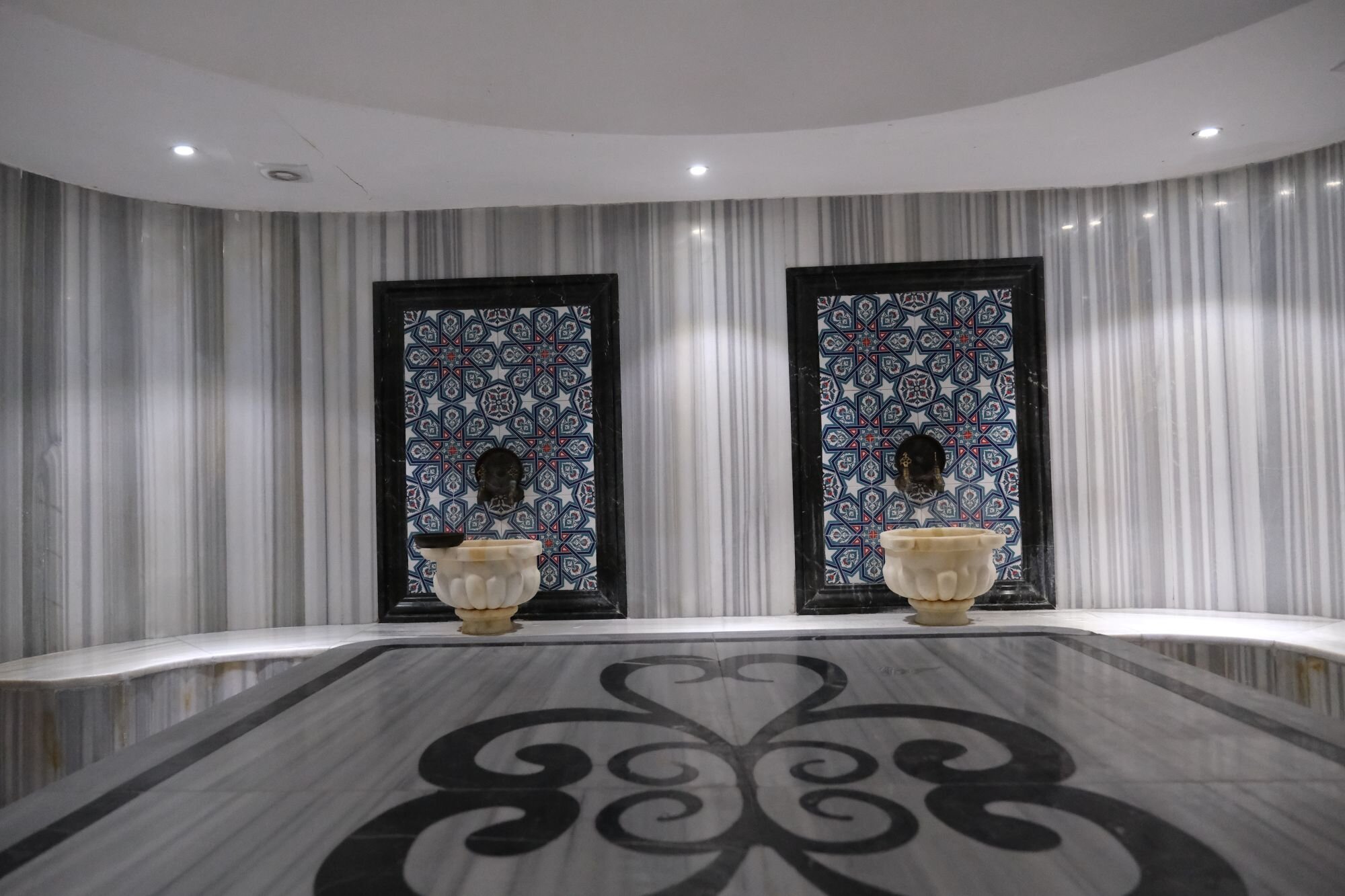 Boris Hotel · 39