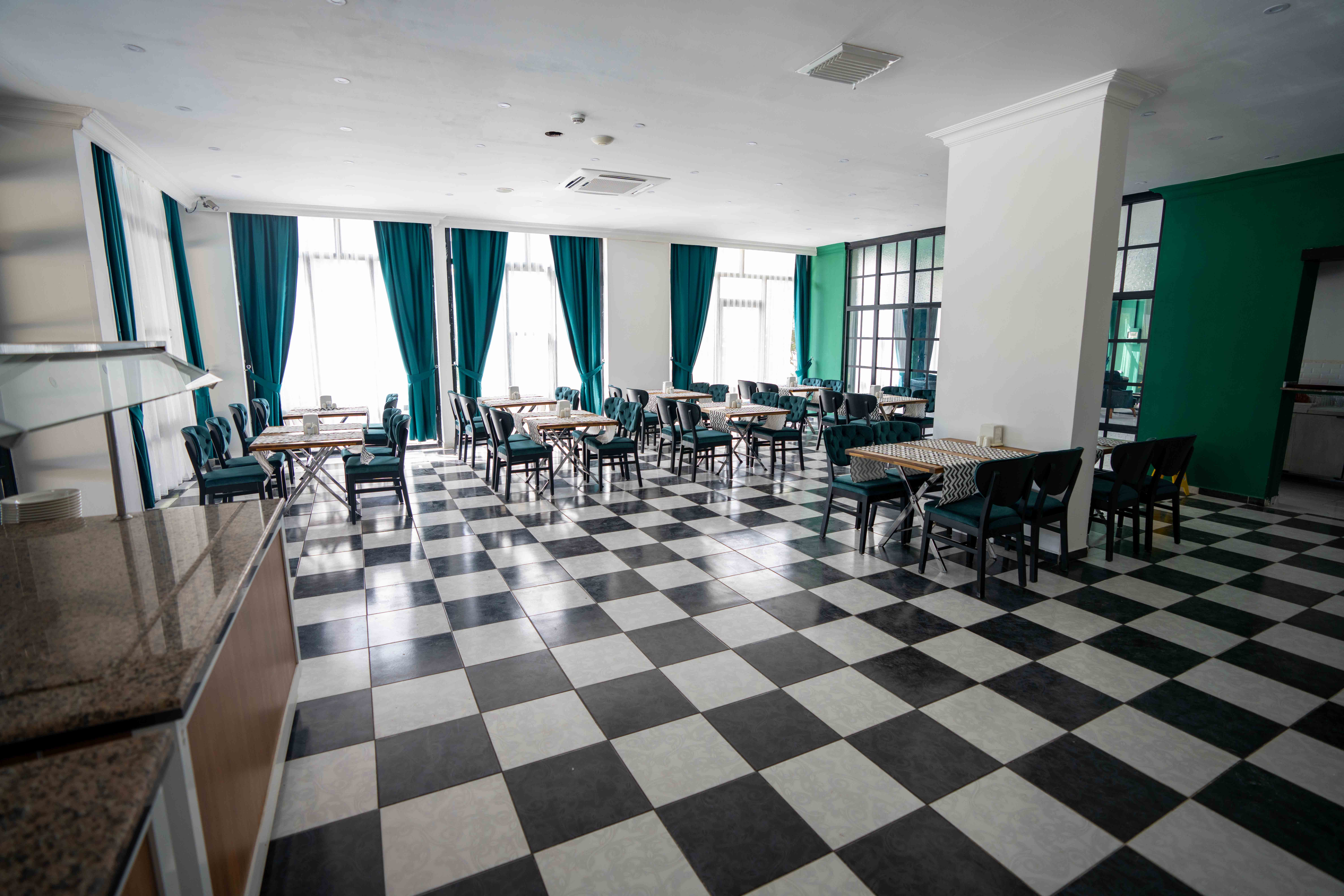 De Mare Family Hotel