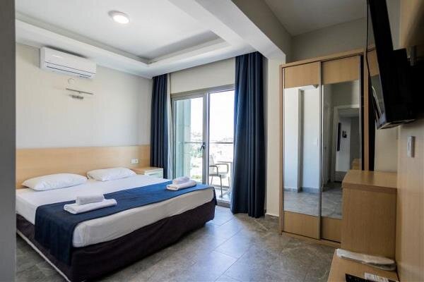 M2 Otel