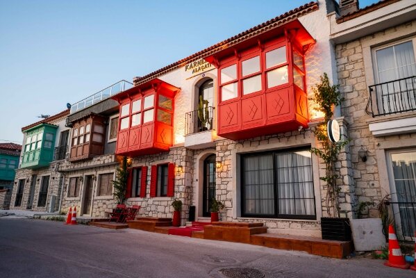 Karnelyan Alaçatı