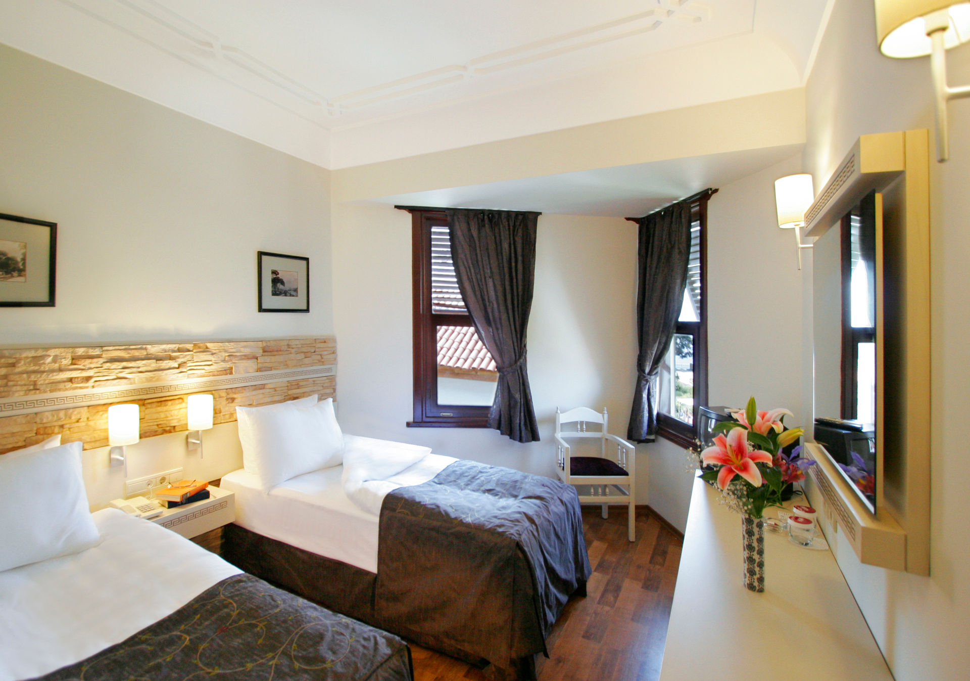 Aspen Hotel