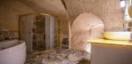 Jakuzili Cave Oda 107 Görseli