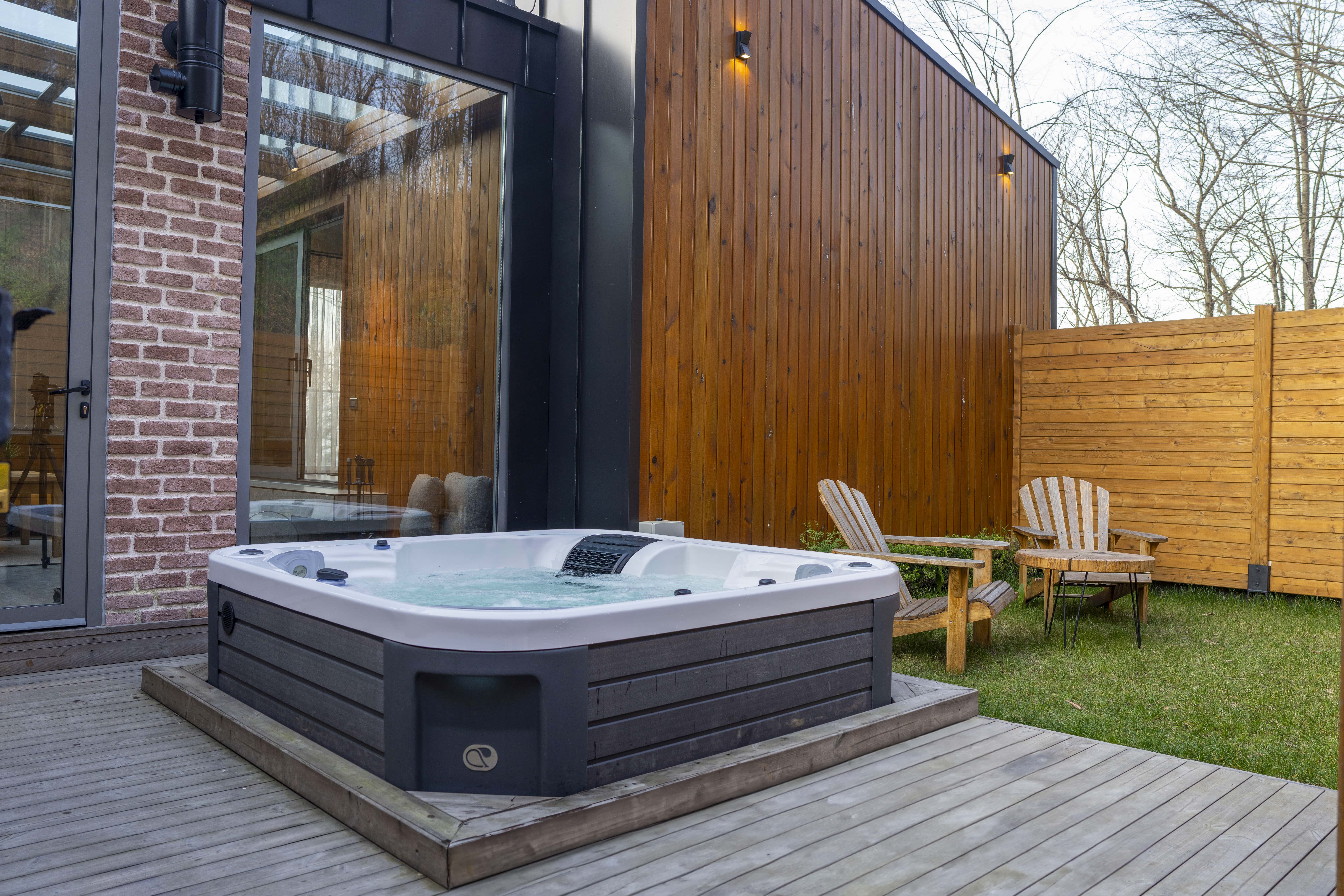 Garden View Room, Garden View (Jacuzzi)