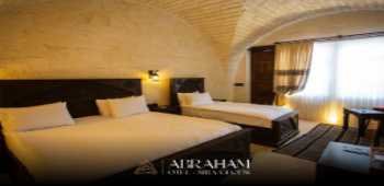 Abraham Otel · 44