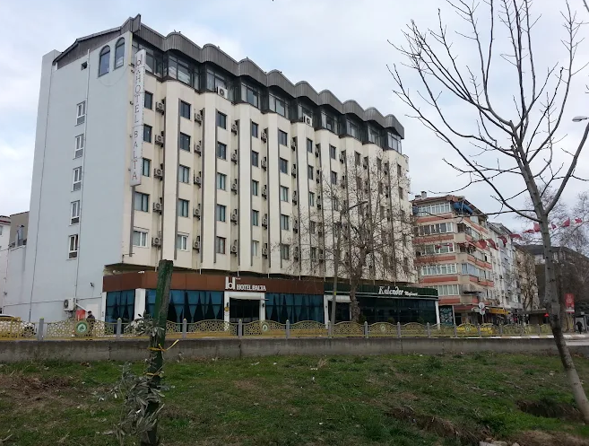 Balta Hotel · 3