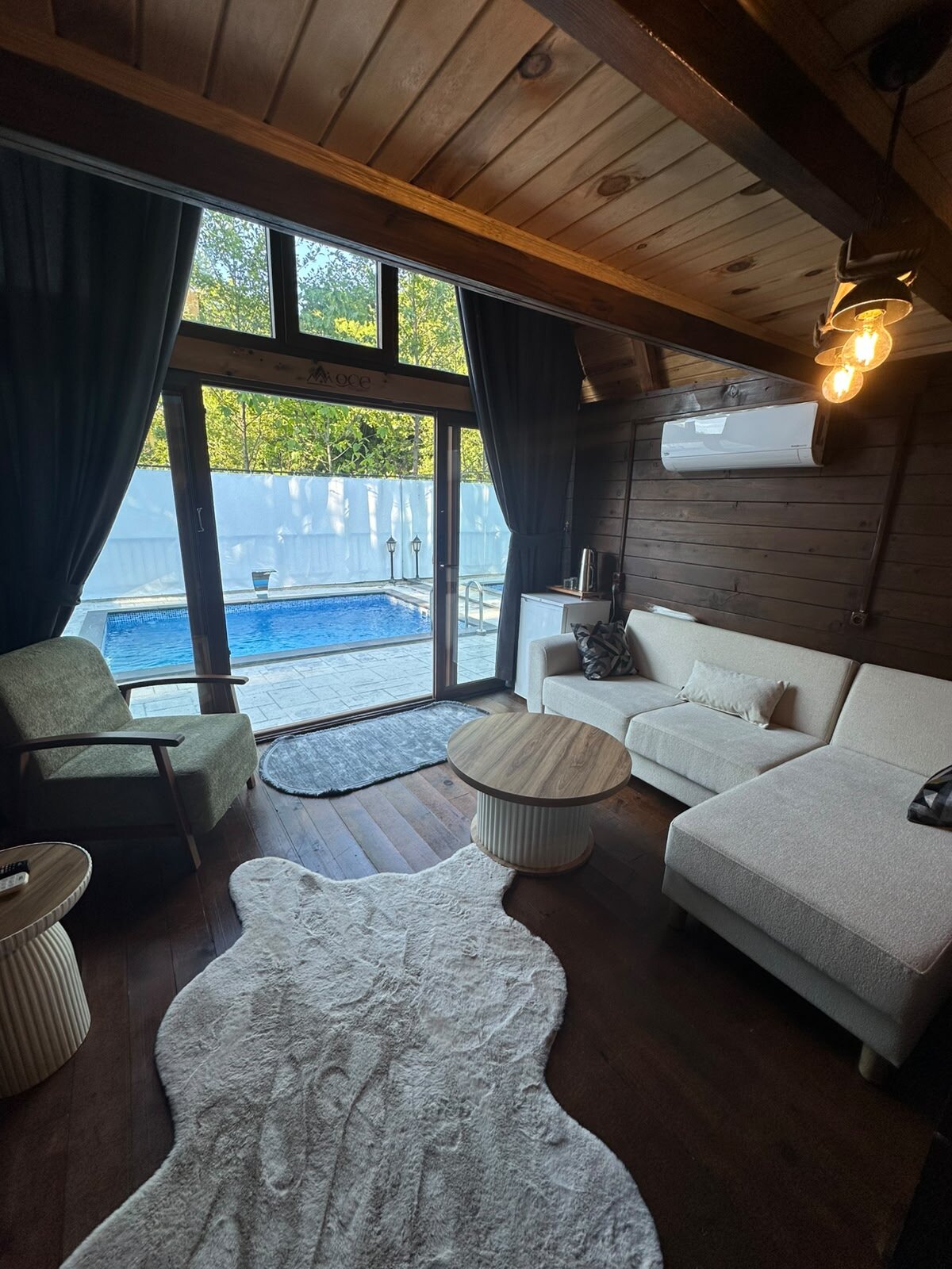 Oce Bungalow · 37