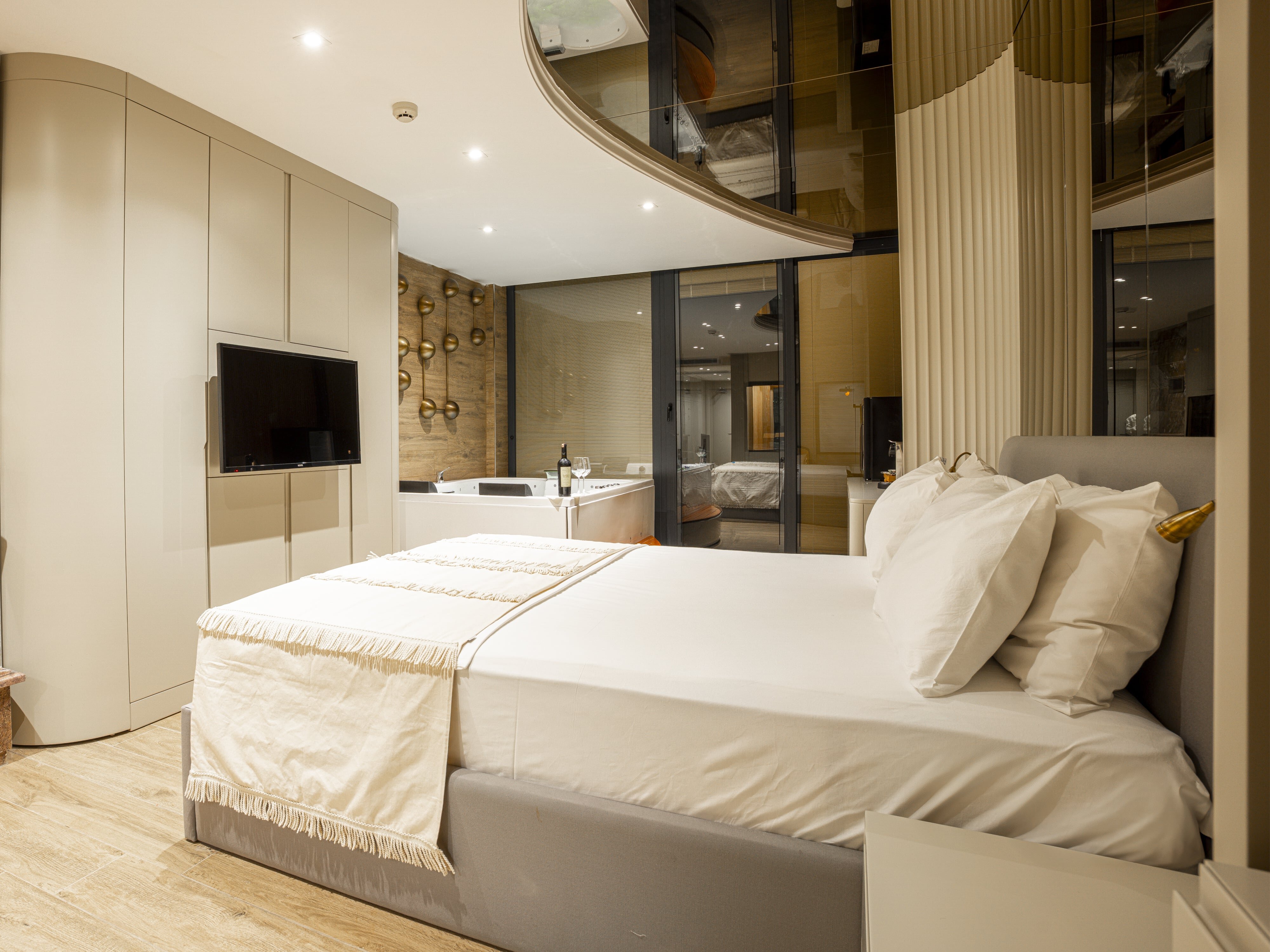 Junior Vista Suite