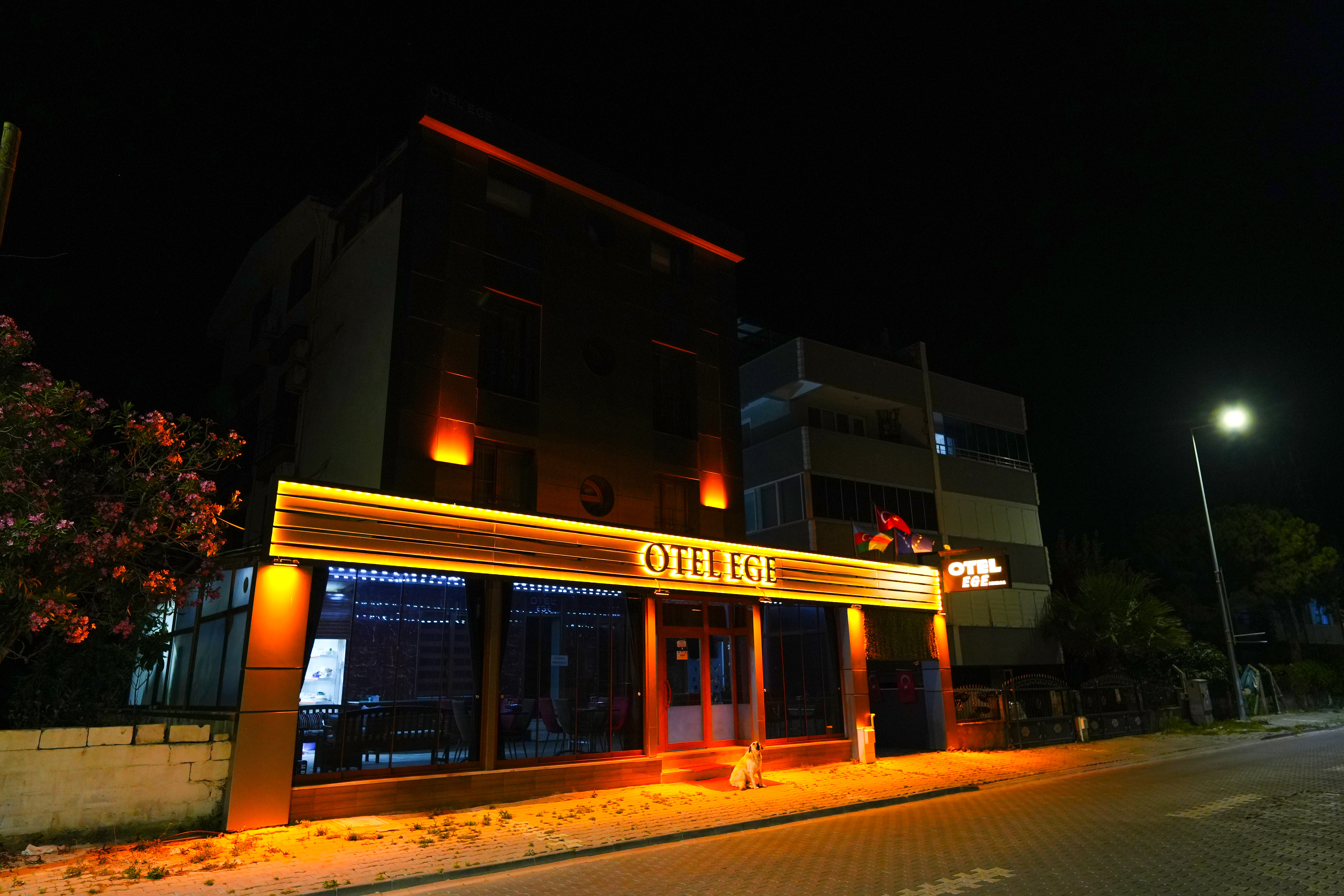 Otel Ege Akçay