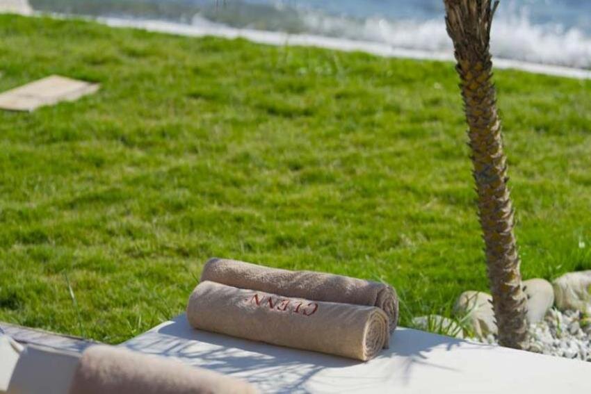 Glenn Hotel & Beach