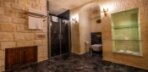 Junior Cave Suite with Bathtub and Fireplace  Görseli