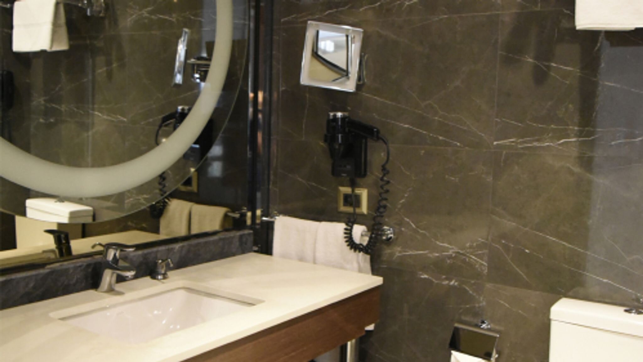 İstanbul Dora Hotel · 37
