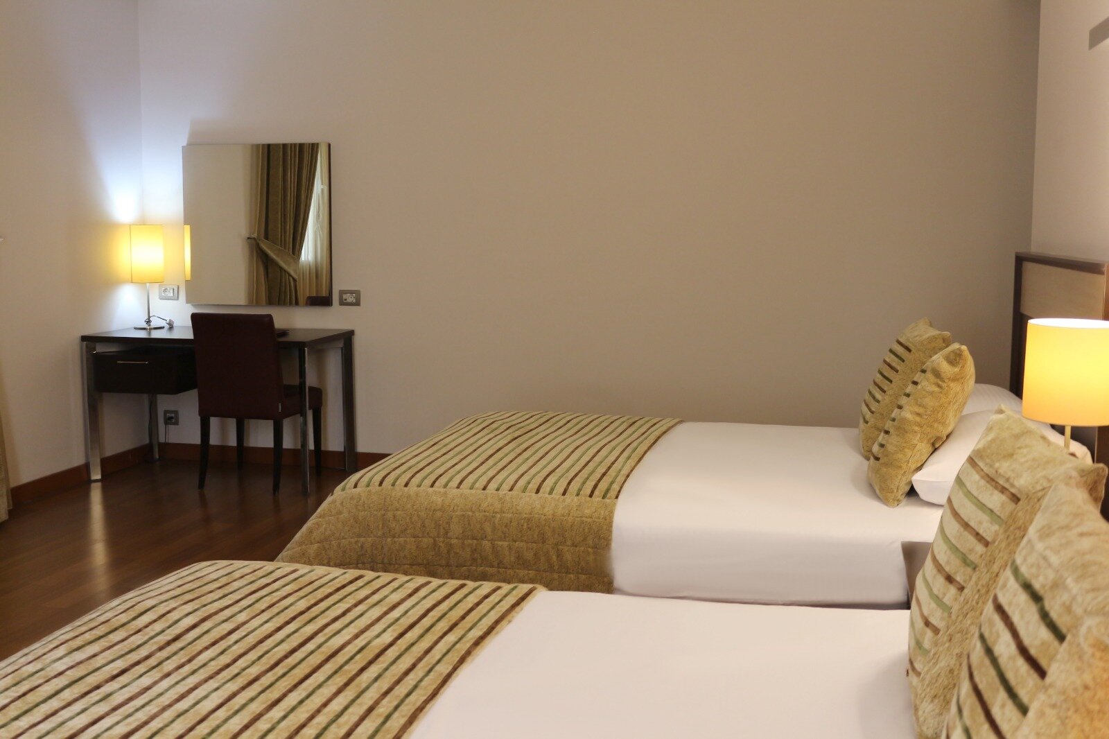 Suite Room