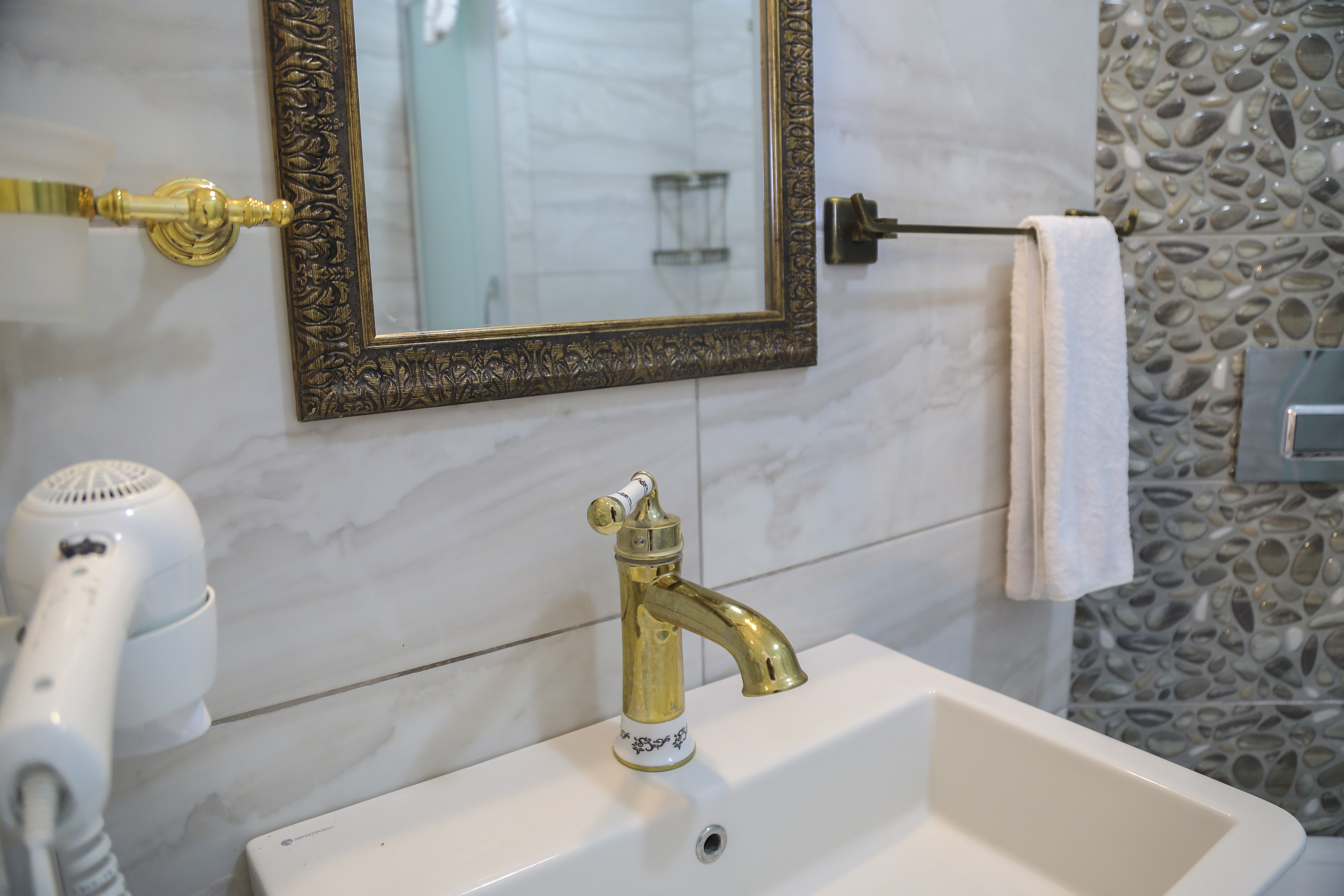 Surya Butik Otel Alaçatı