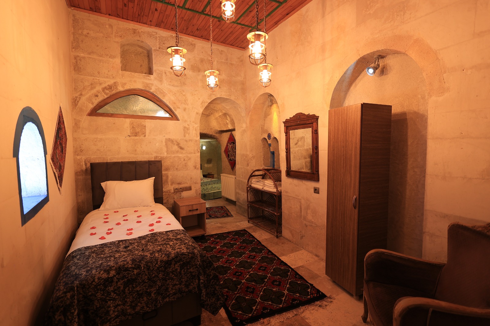 Pacha Cave House