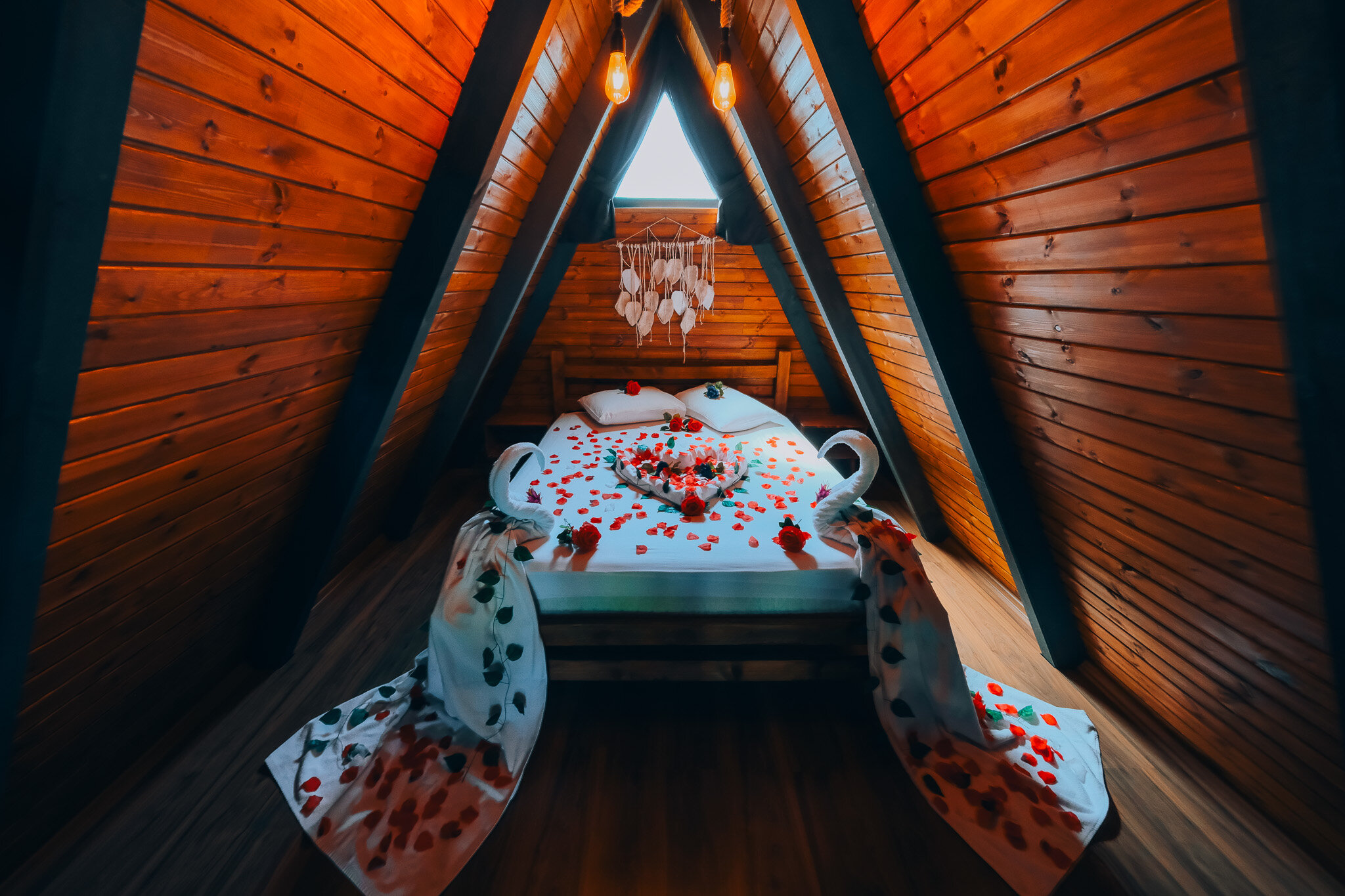 Bungalov ( Özel Isıtmalı Havuzlu )