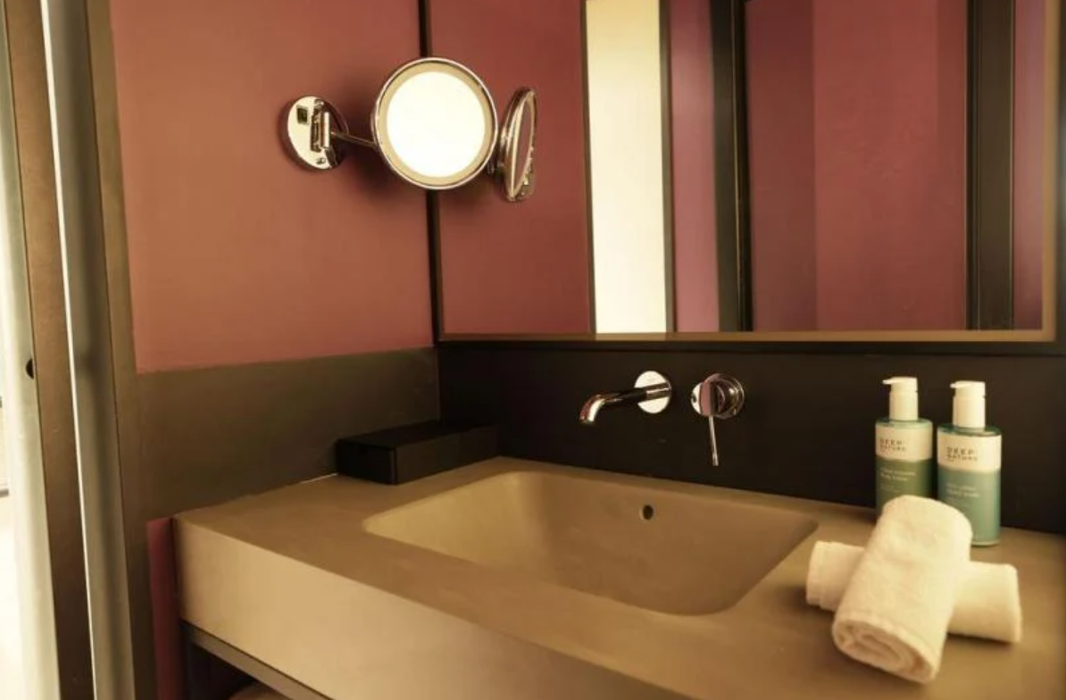 Novotel İstanbul Bomonti · 9