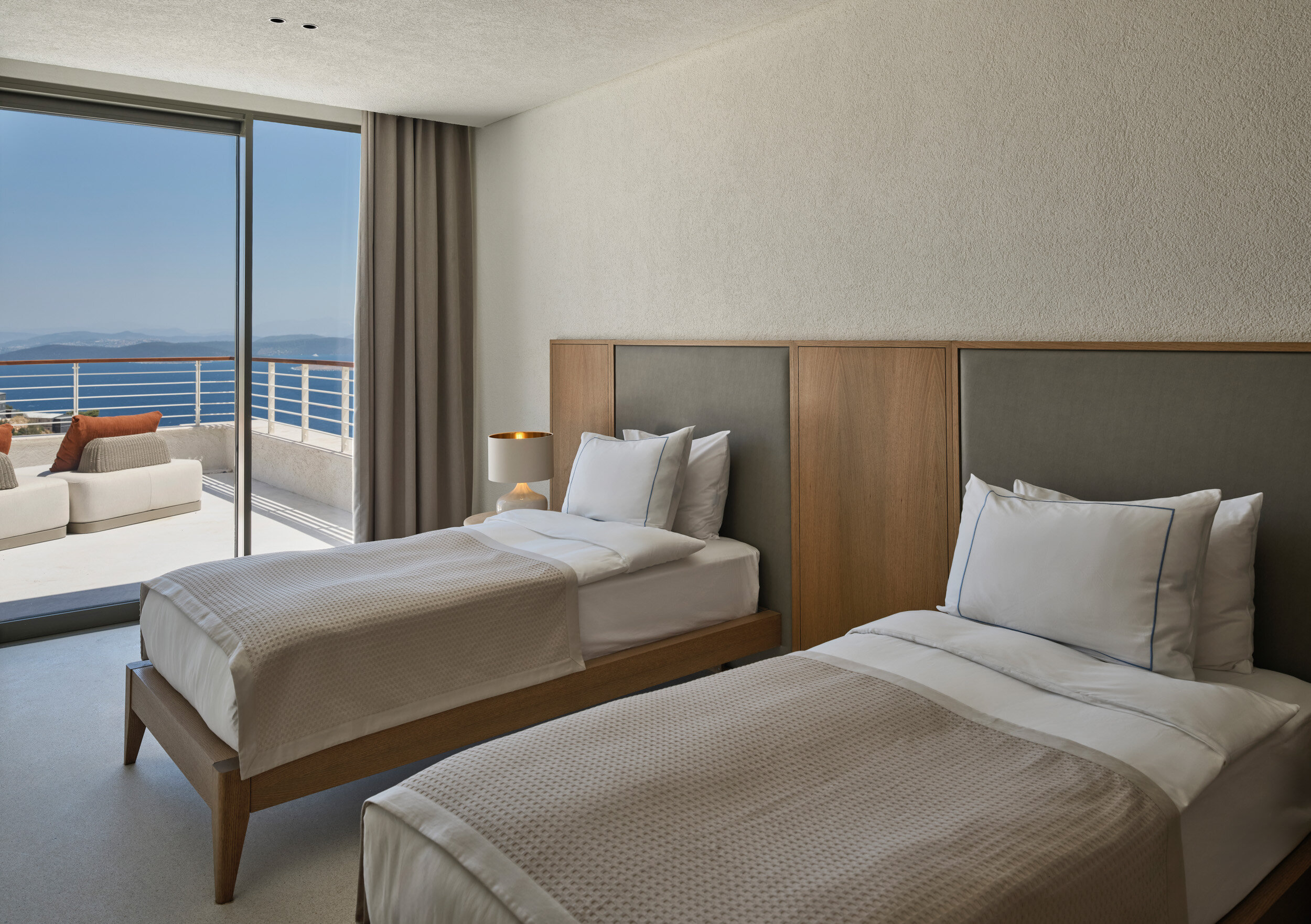 2+1 Karma Suite Sea View