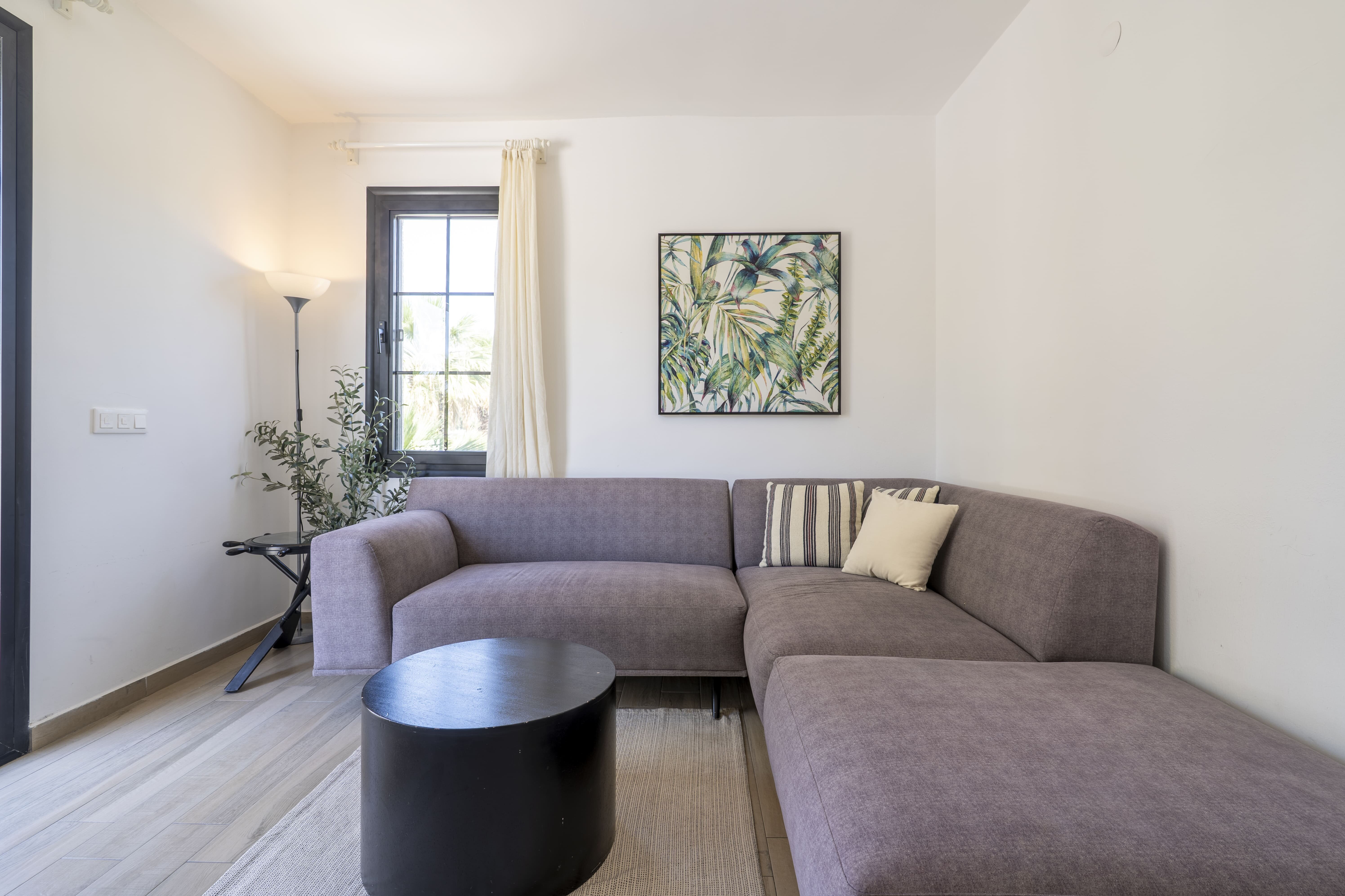 1+1 Marina Manzaralı Daire