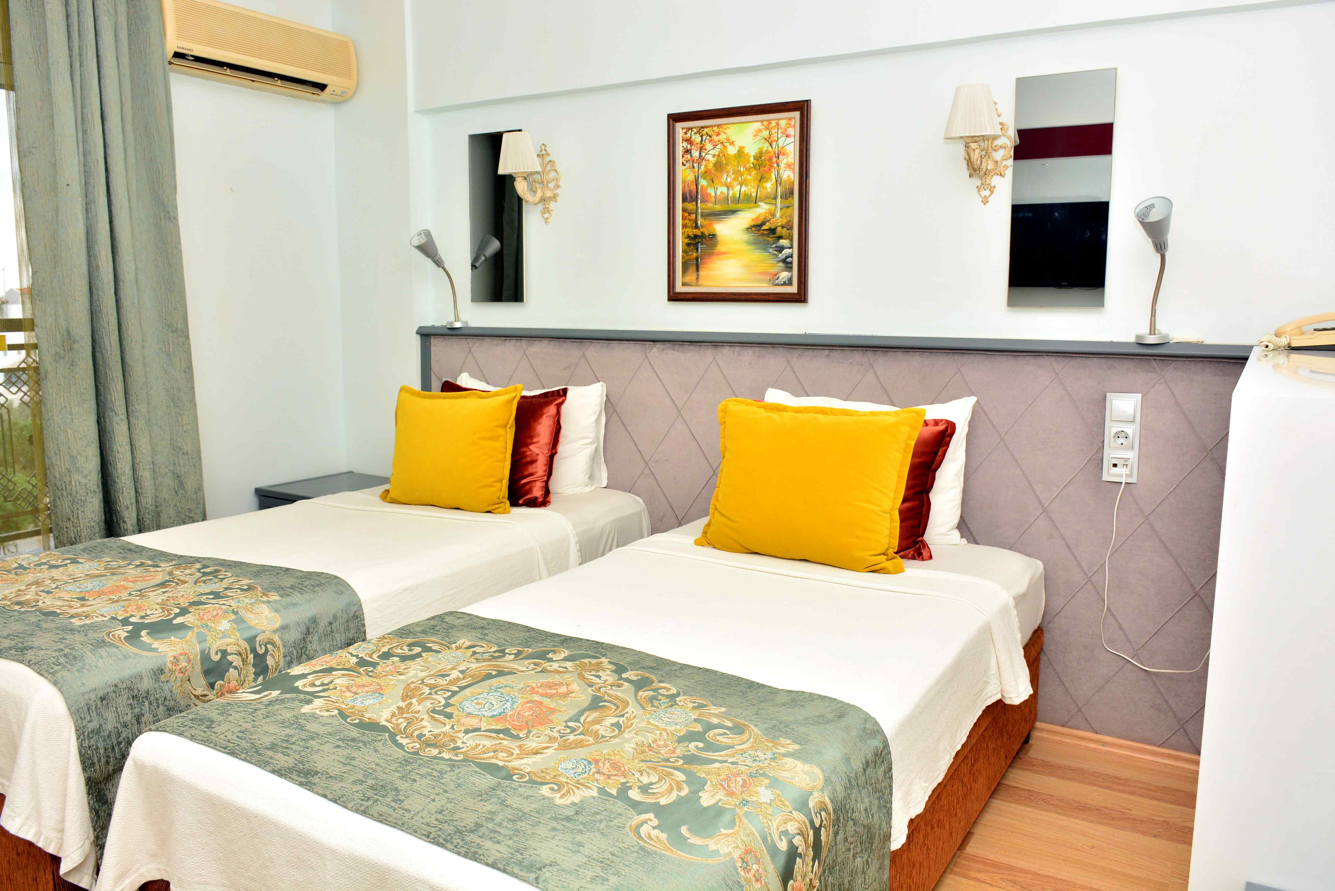 Iki Ayrı Yataklı Oda