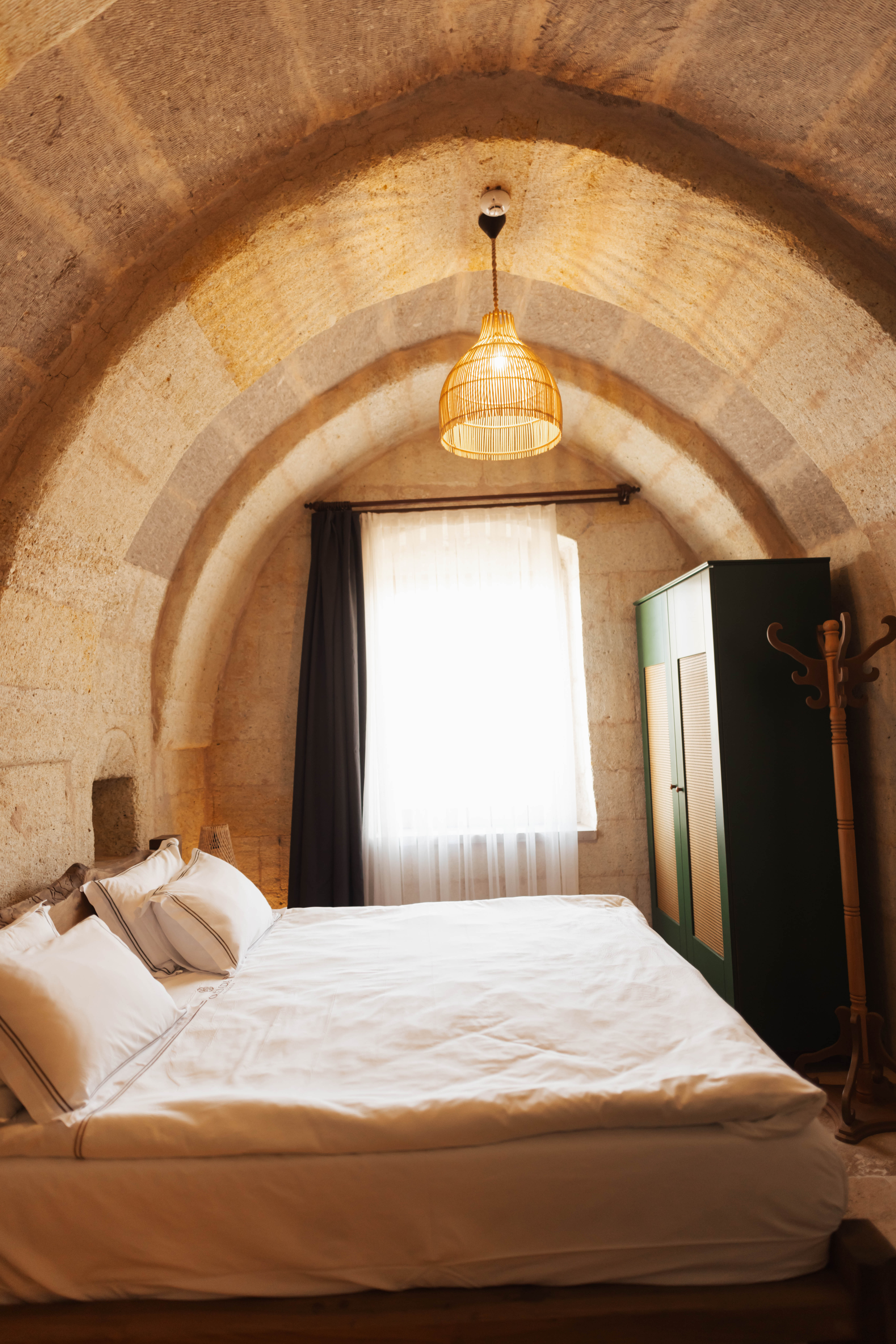 Premium Cave Suite Room