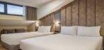 1 Queen 1 Single Premium Room Görseli