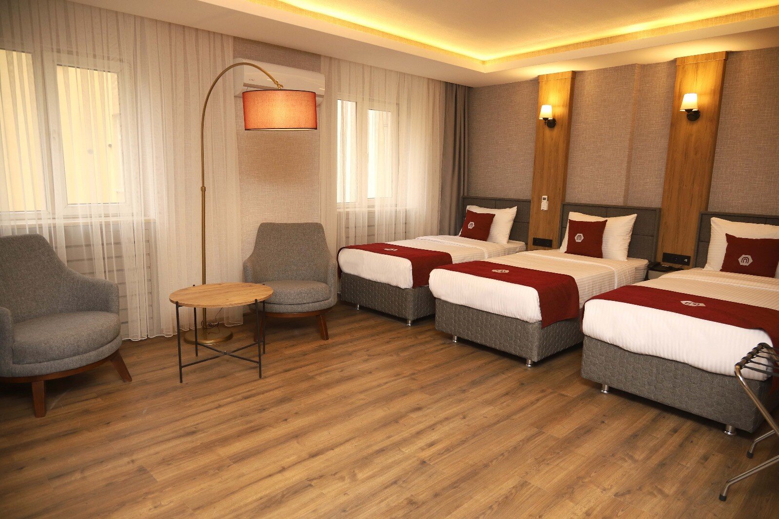 Triple Room