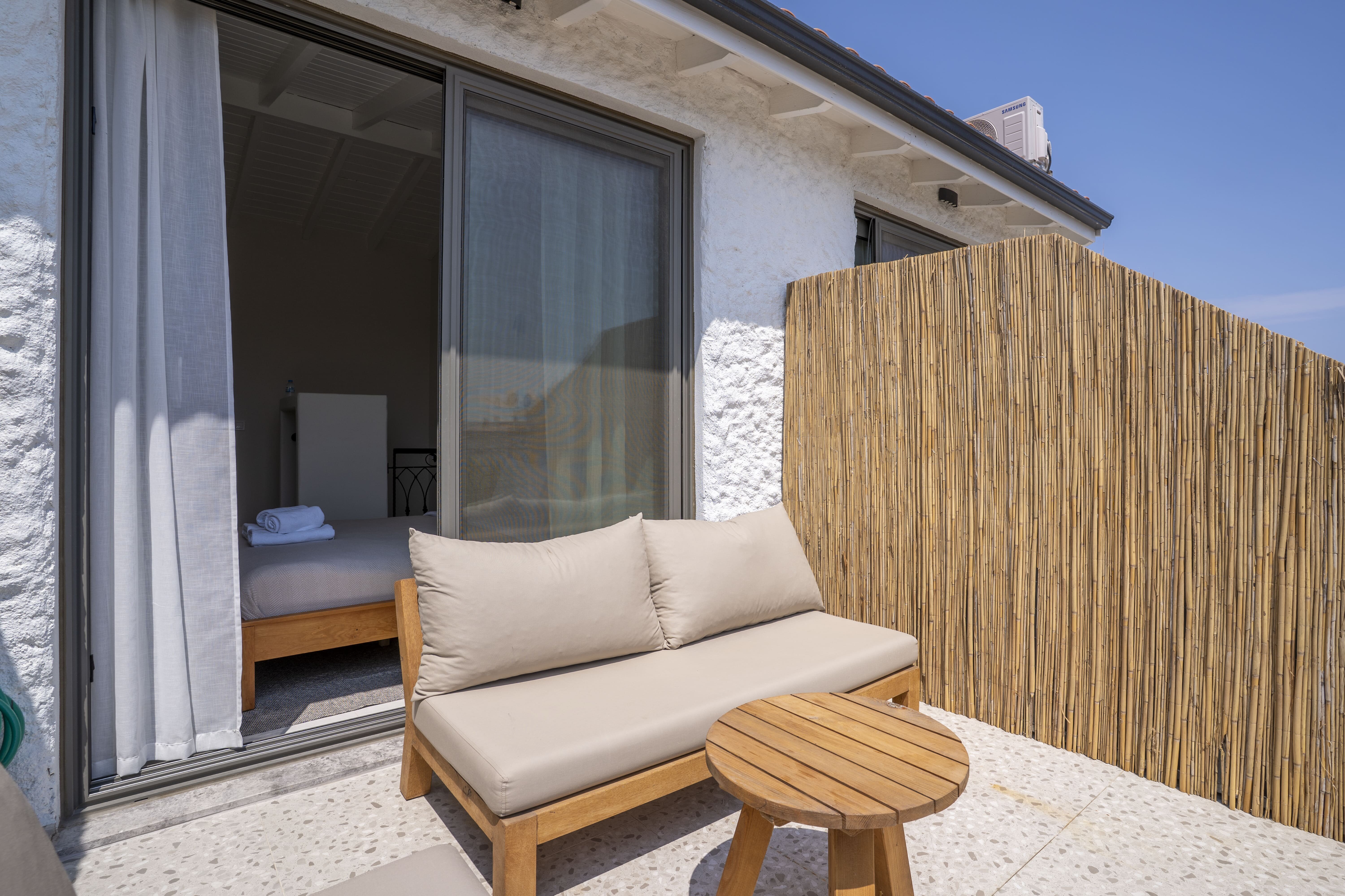 Naro Suites 2