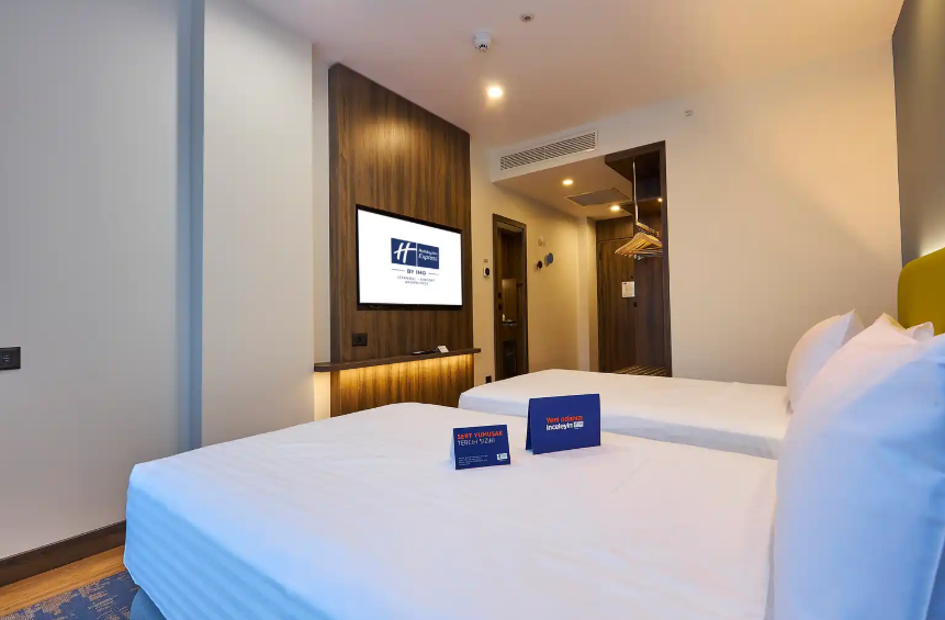 2 Twin Standard Room