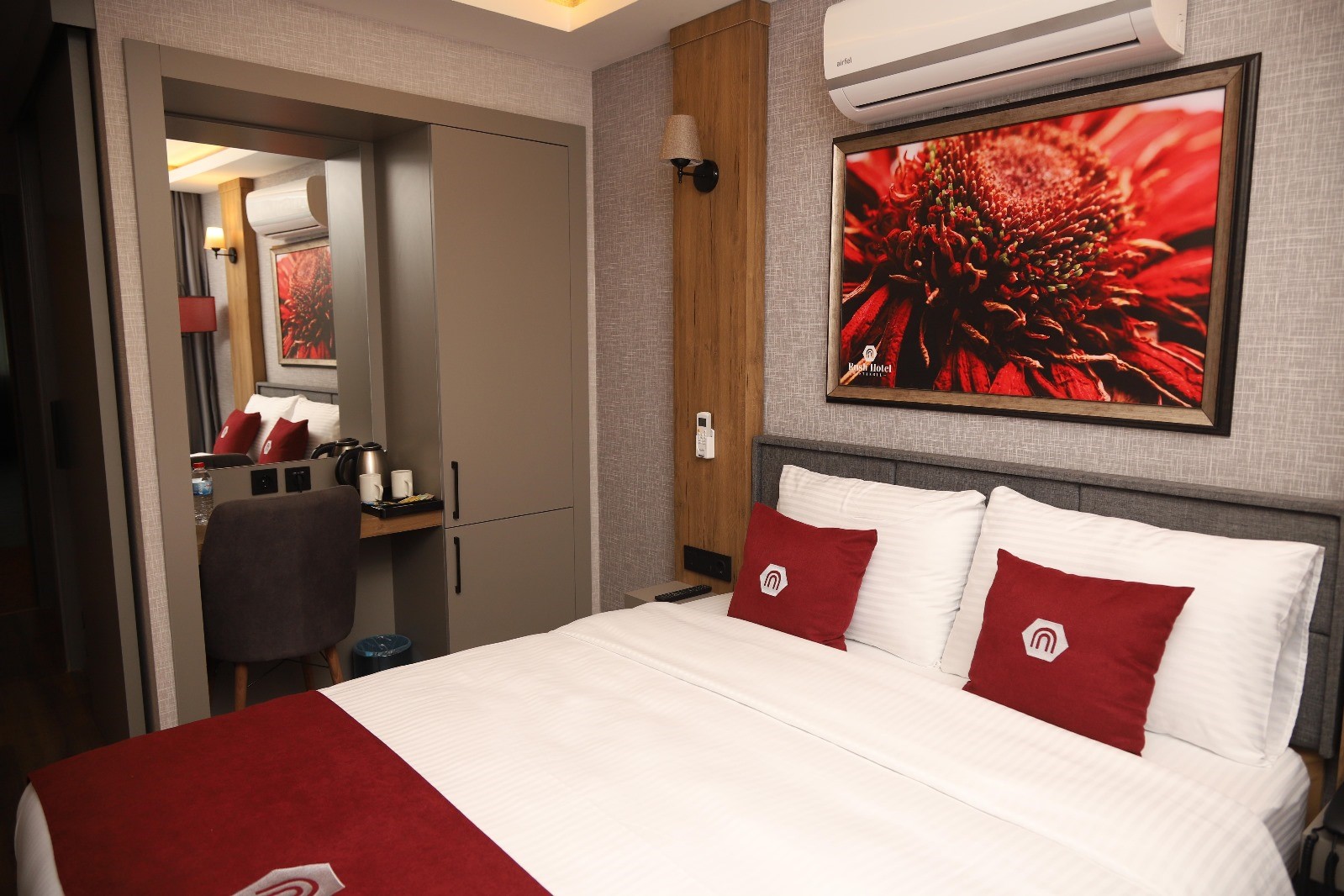 Single Room (1 Person)