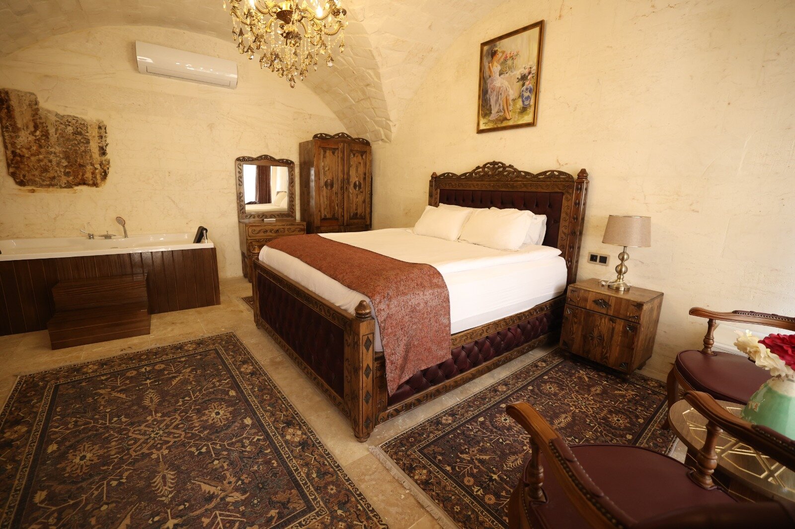 Jakuzili King Suite