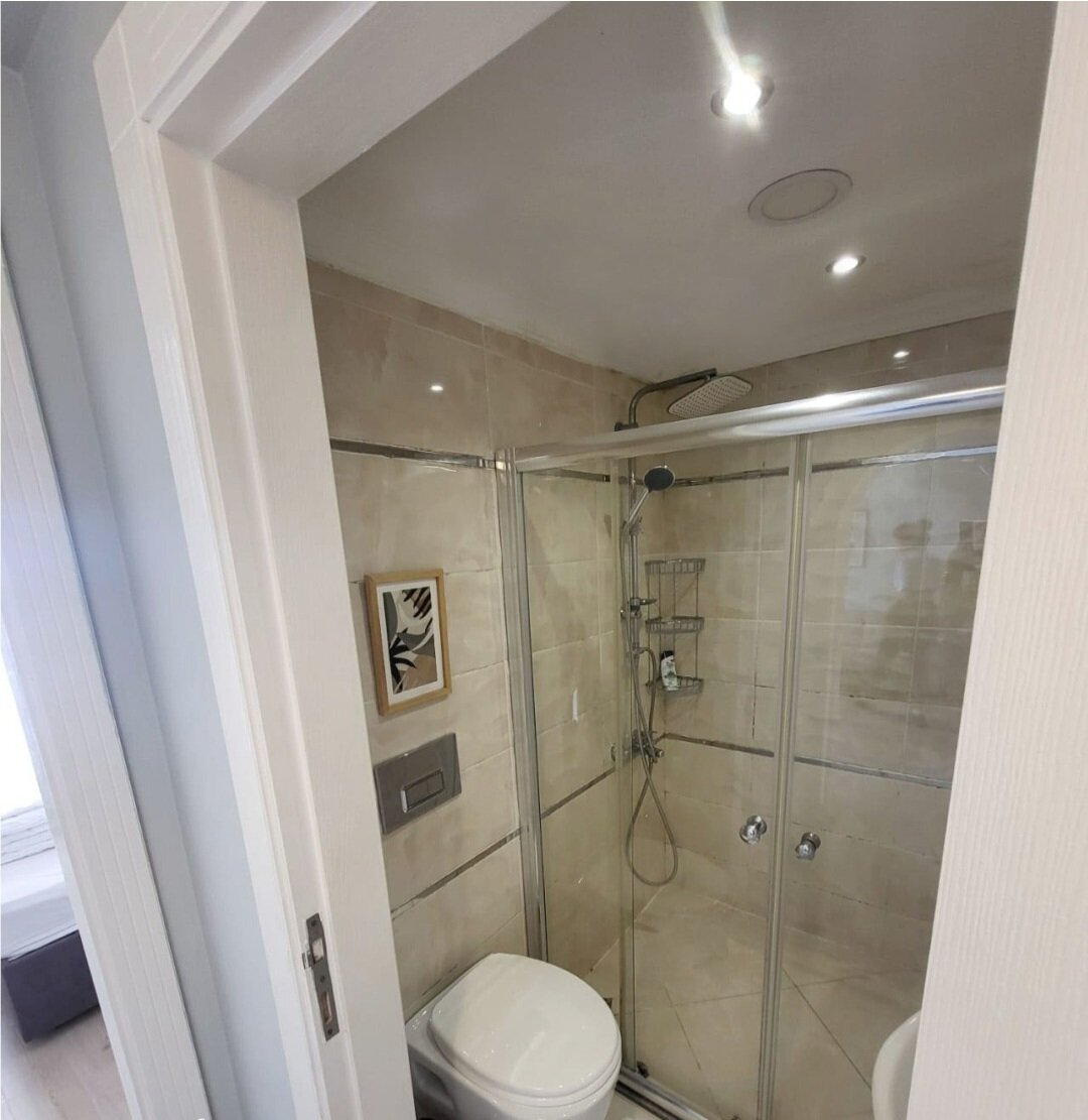 2+1 Balkonlu Bahçe ve Havuz Manzaralı Daire