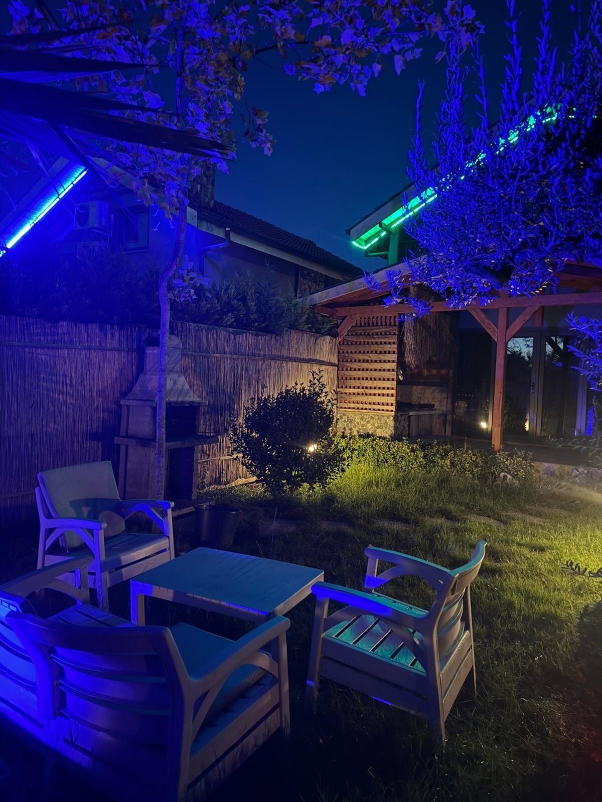 2+1 Bungalov ( Isıtmalı Havuz, Şömine )