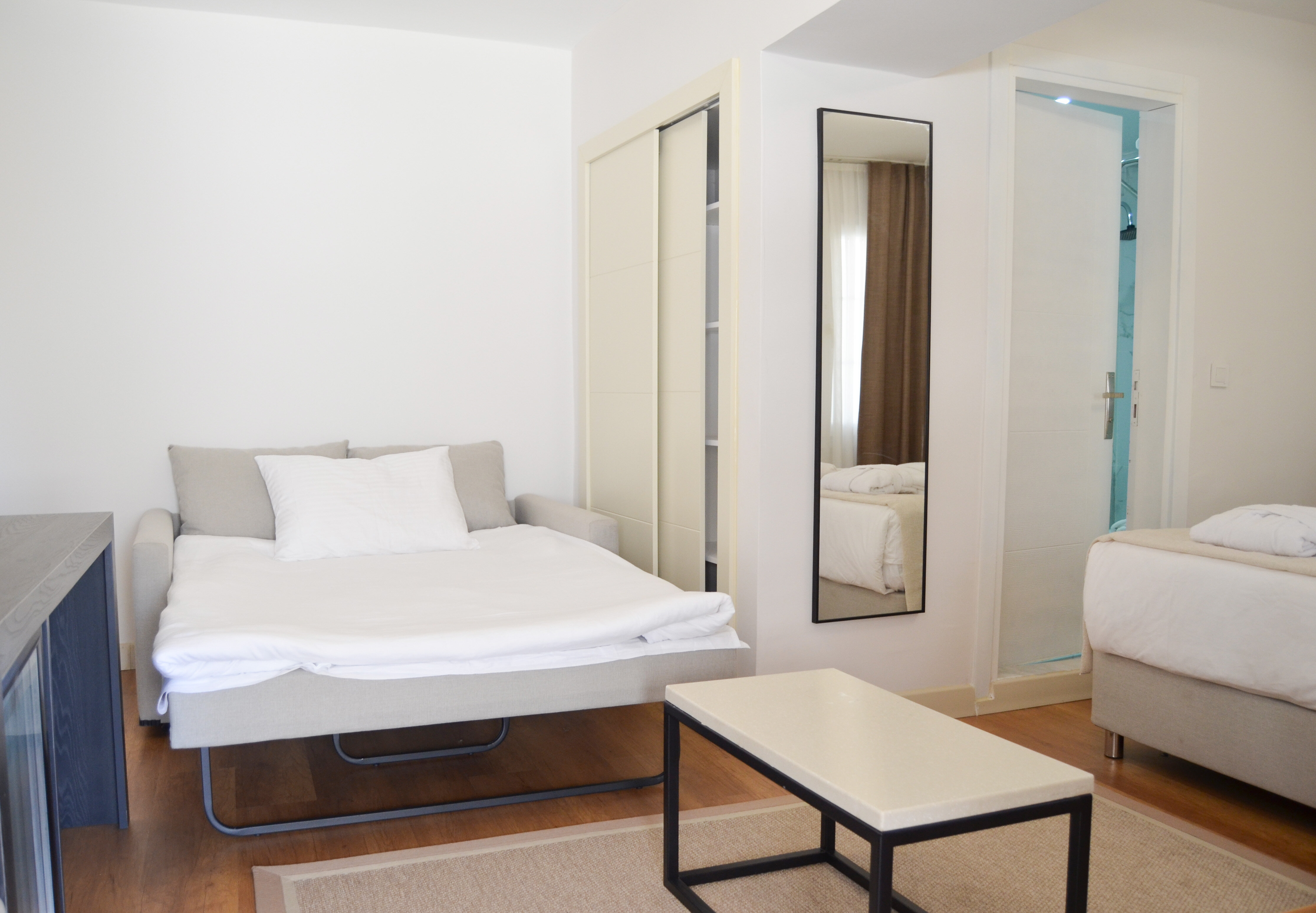 Deluxe Üç Kişilik Oda