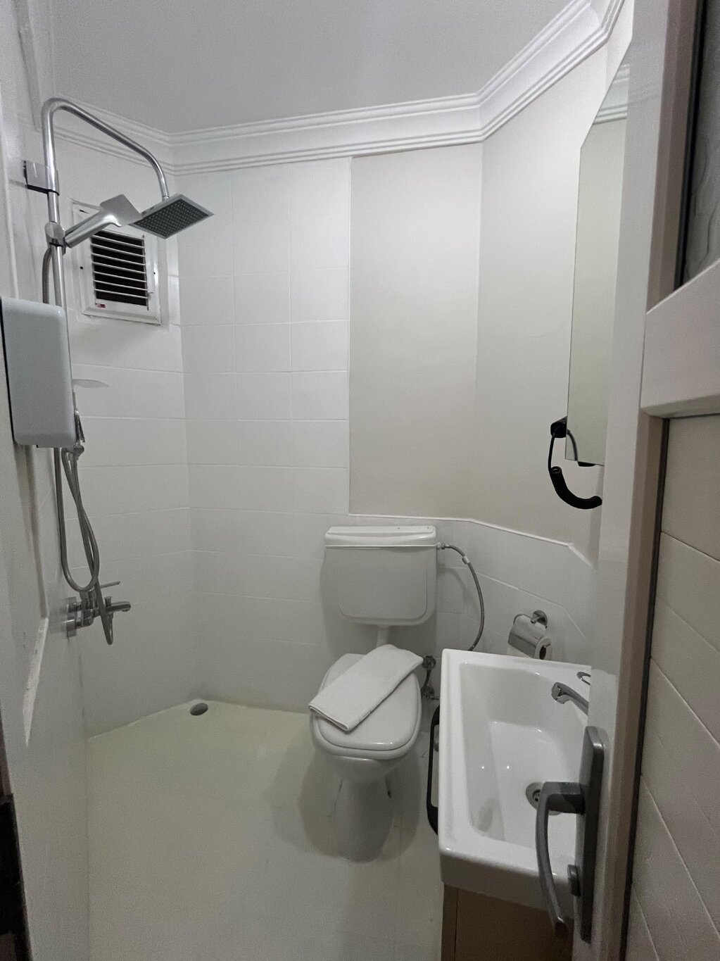 Deniz 61 Otel · 64