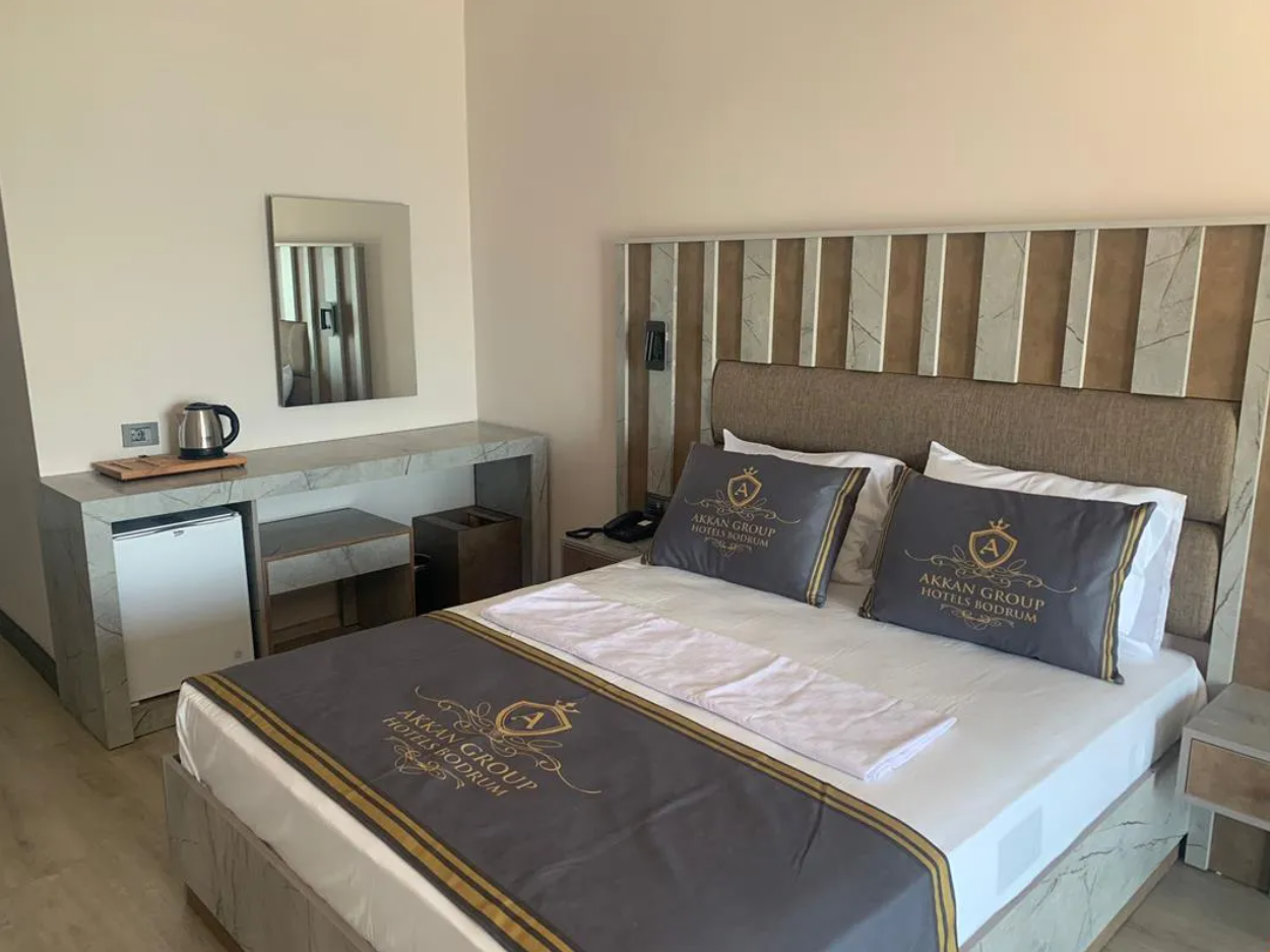 By Akkan Otel