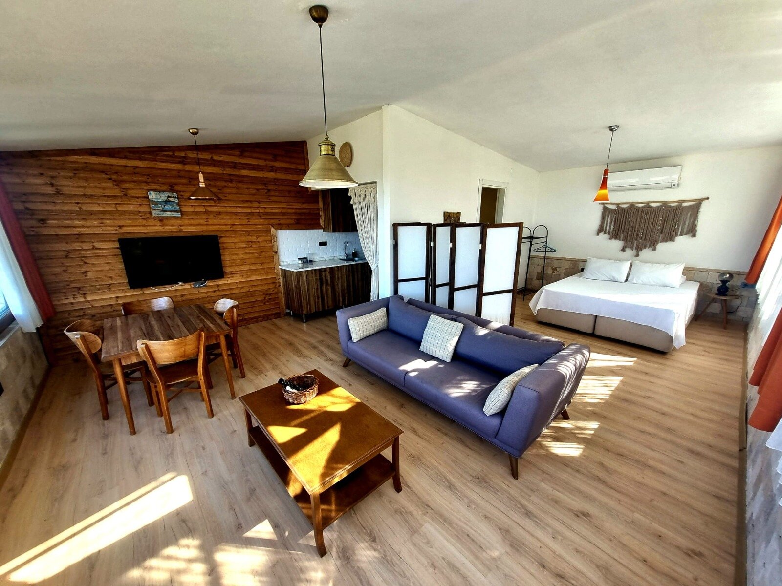 Studio Oda, Deniz Manzaralı