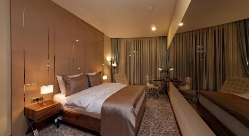 Deluxe King Room