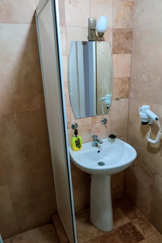 Kara Manzaralı Standart Oda