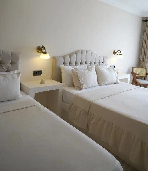 Cunda House Küçük Otel