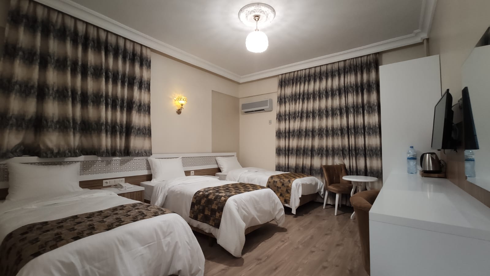 Standard Room (3 Person)