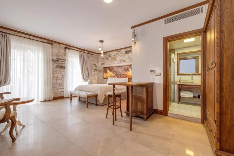 Suit Bahçe Katı Oda, Deniz Veya Bahçe Manzaralı