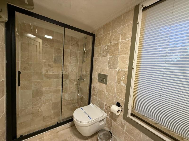 UZIVA Loft Suite