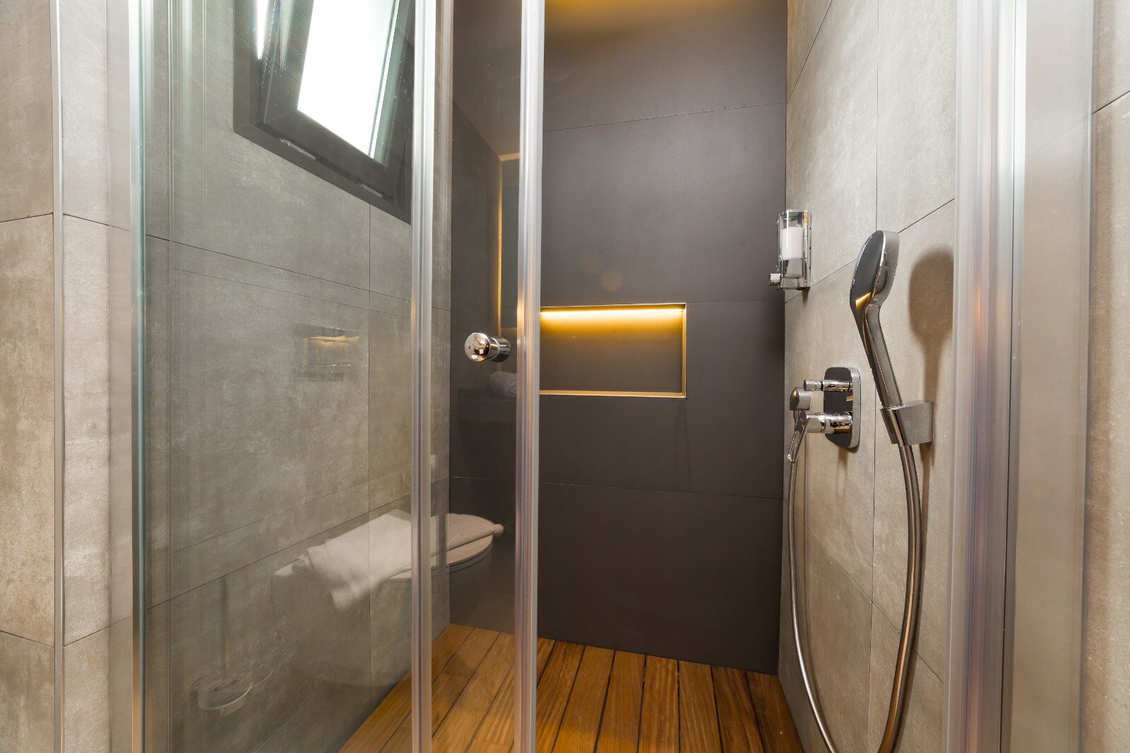 Z Suites