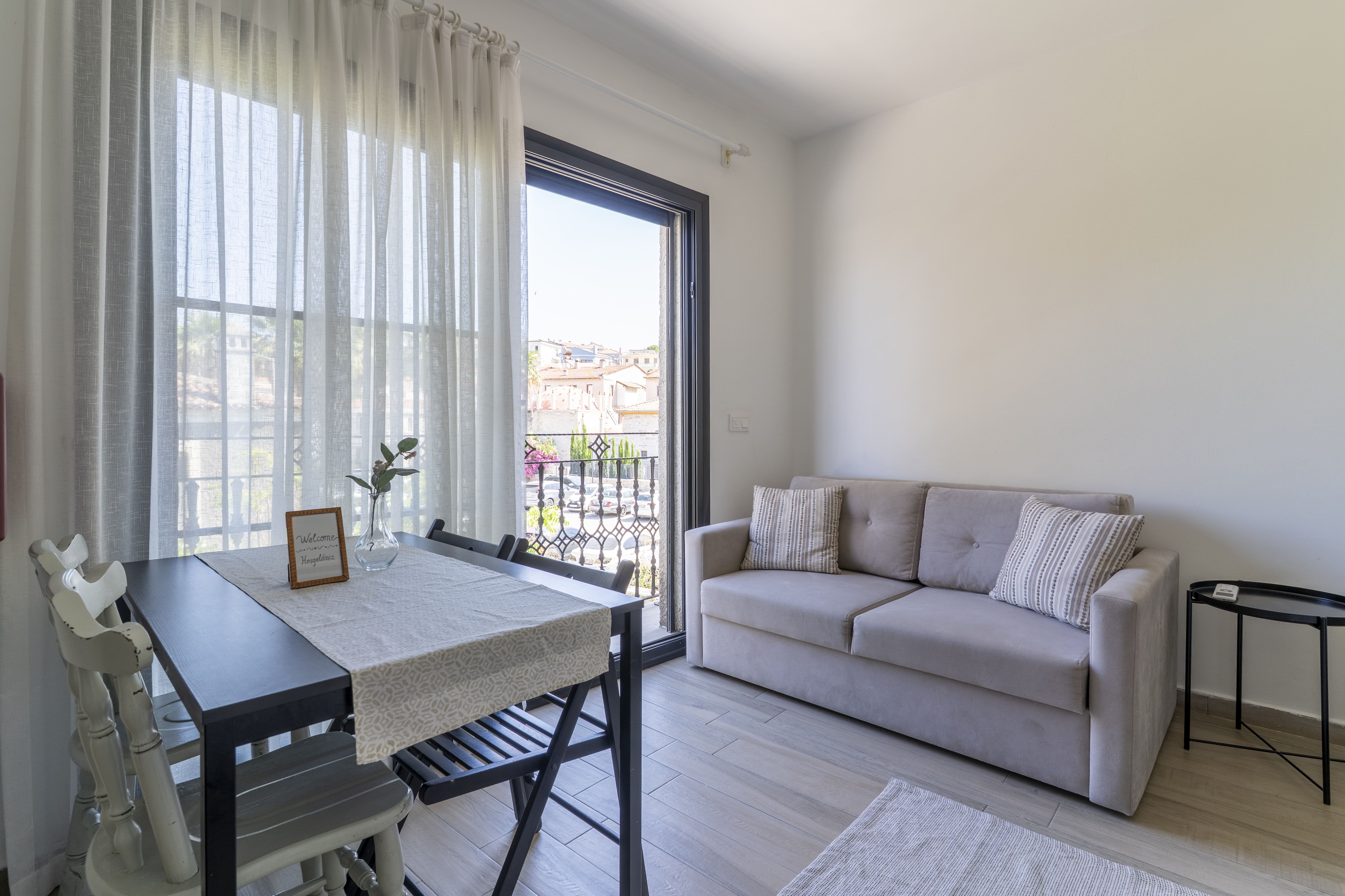 1+1 Kısmi Marina Manzaralı Daire