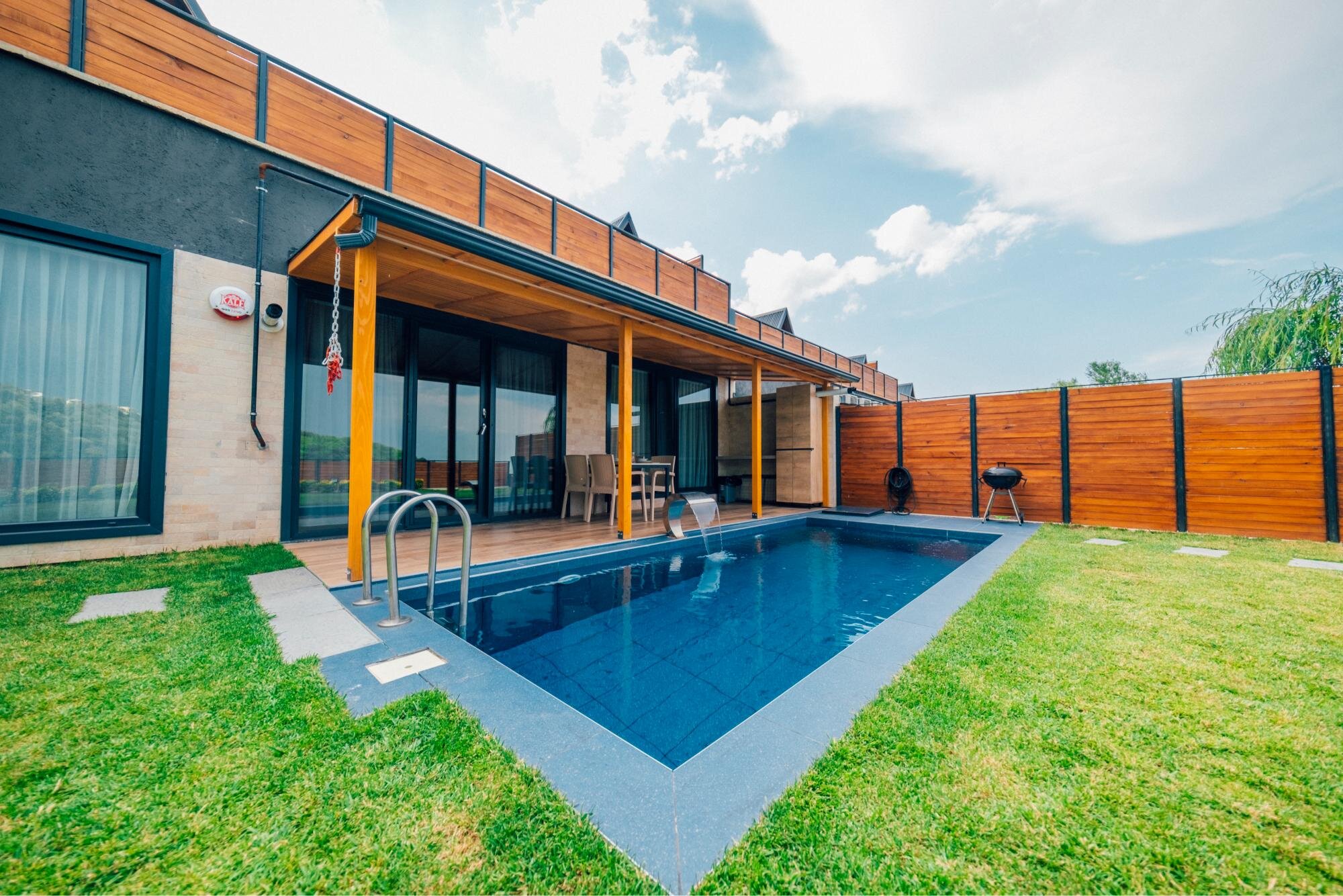 Deluxe Villa