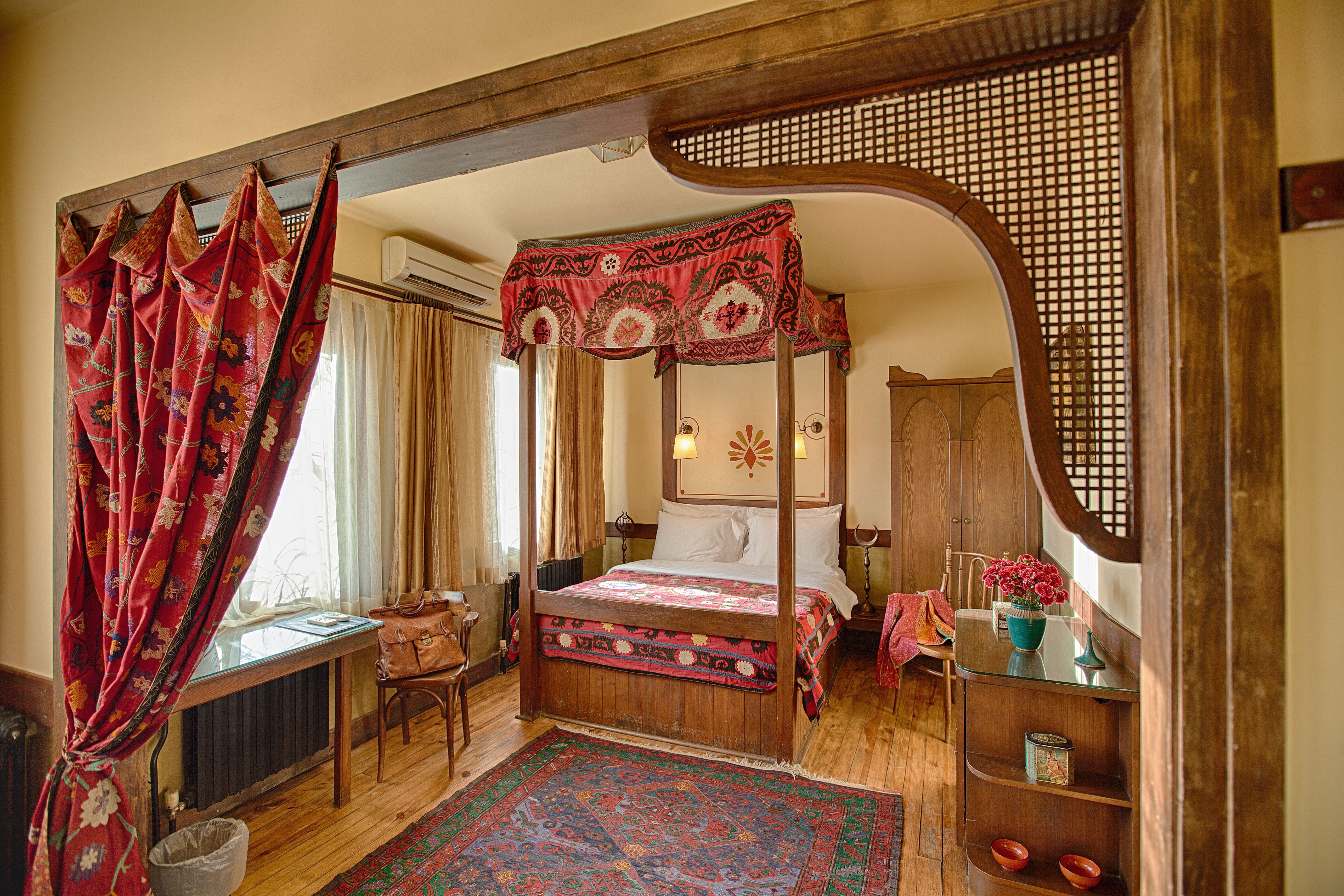 Large Double Room