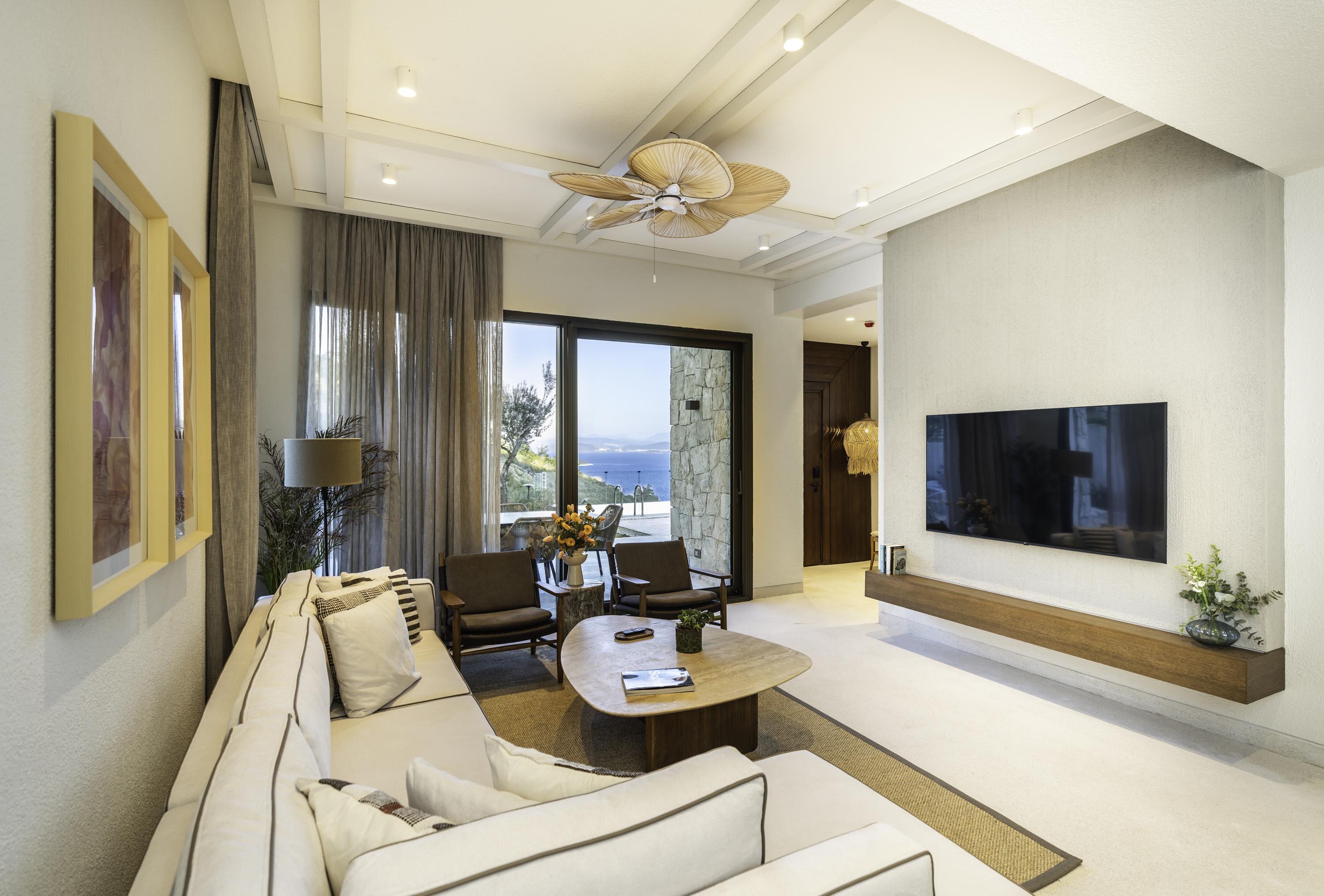 3,5+1 Pool Villa Sea View
