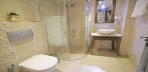 Bodrum Kat Üç Kişilik Oda Görseli