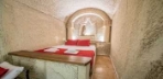 Deluxe Family Cave Room Görseli